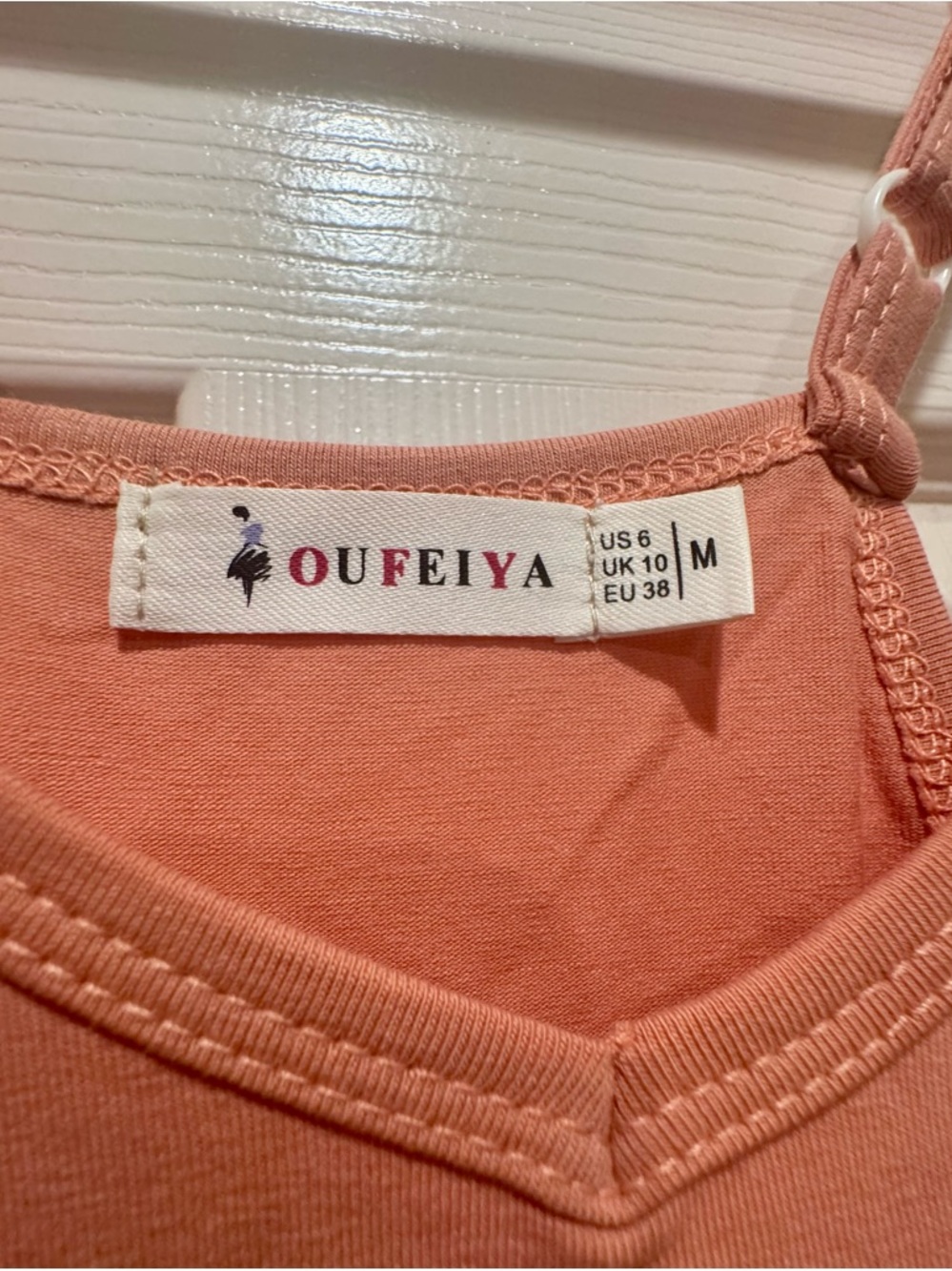 NWOT OUFEIYA Women Jumpsuit Size M - Picture 3 of 5